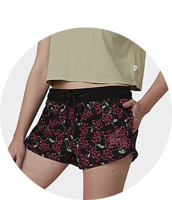 womens pattern beach shorts